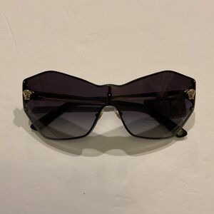 Versace Italy Vintage Logo Oversized Sunglasses Eye Glasses Y2K, NWT